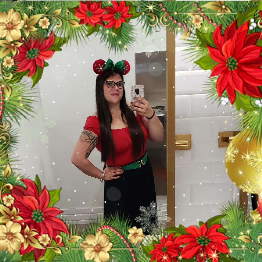 Meet your Posher, Nikole